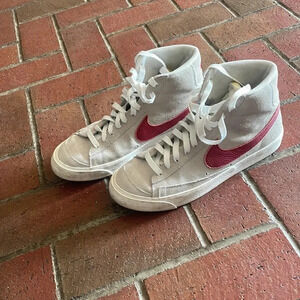 Suede Gray/Red Nike Mid ‘77 Blazer 9